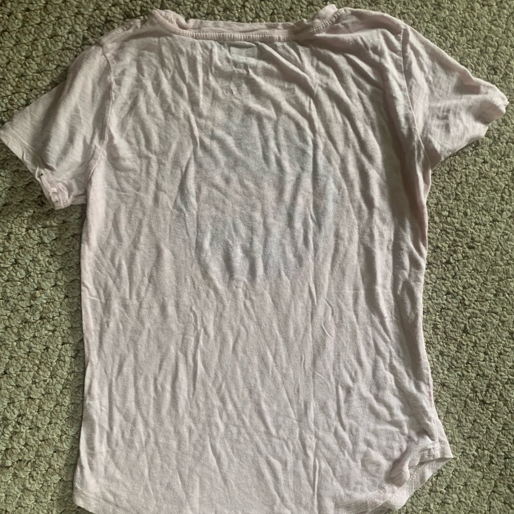 BUNDLE: Graphic Tees - Picture 5 of 11